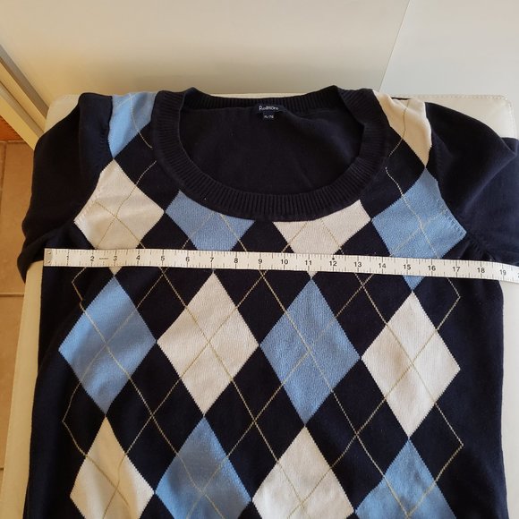 Reitmans Top Argyle Size XL - Picture 7 of 7